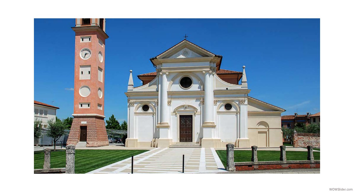 0330_Chiesa di Santa Maria Assunta - Salvatronda - Sagrato